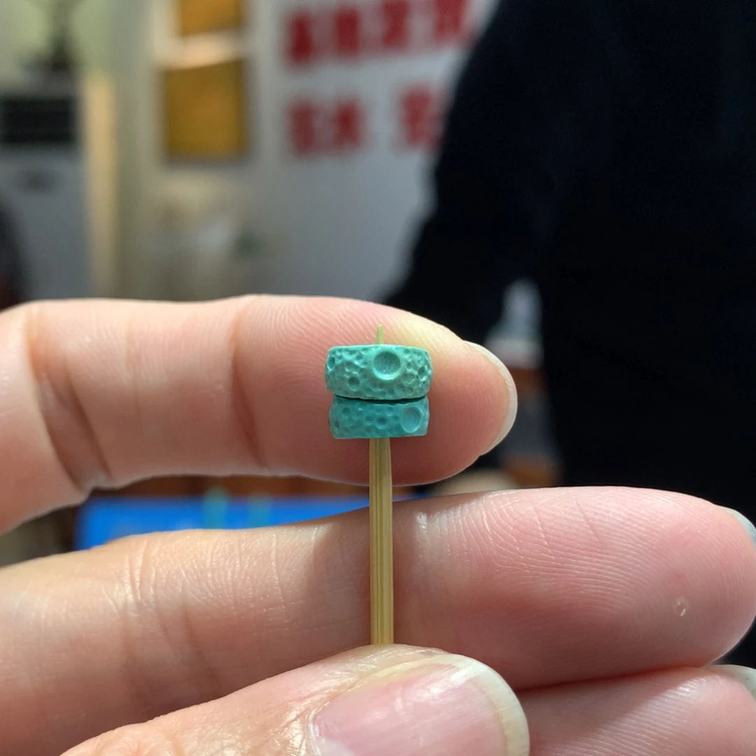 绿松石配饰未镶嵌