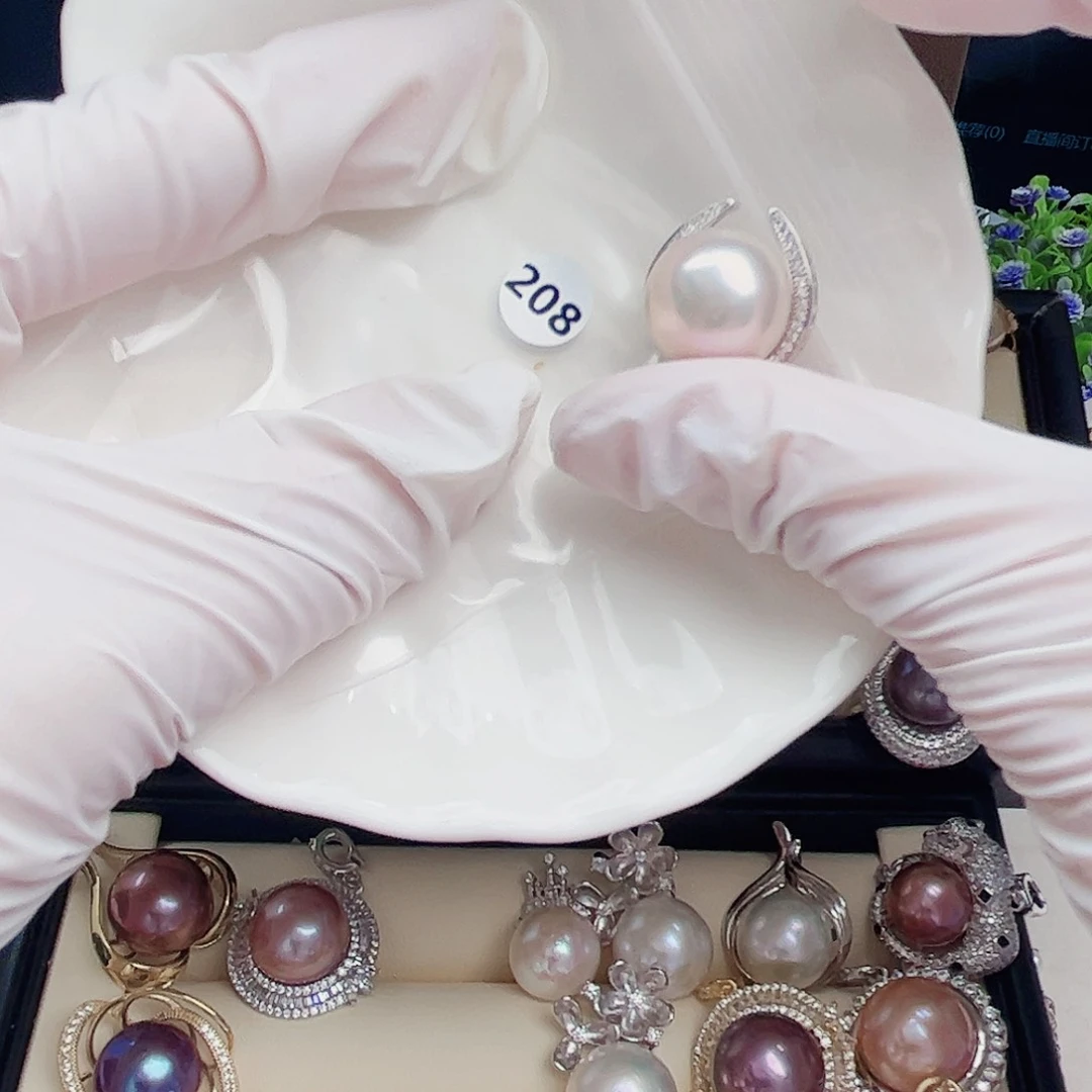 银S925镶嵌淡水珍珠耳饰