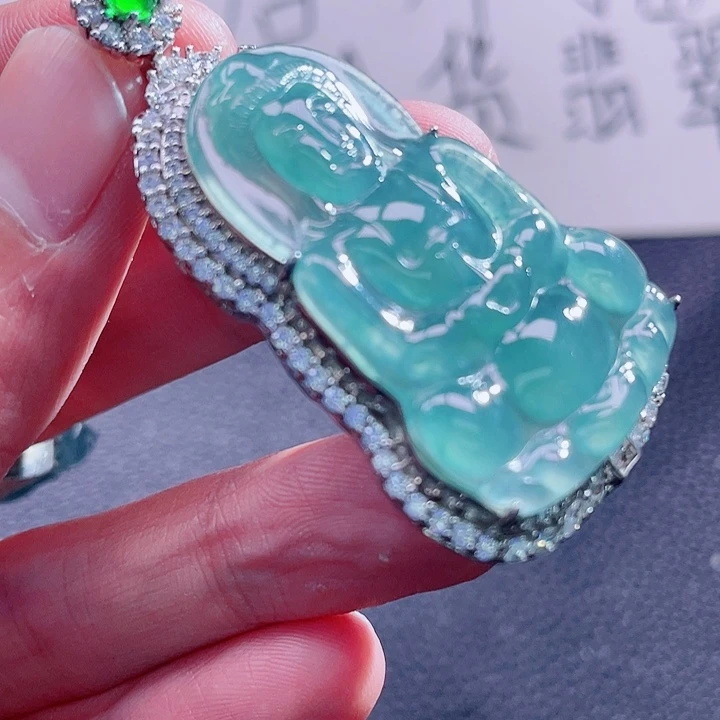 翡翠颈饰未镶嵌999999999