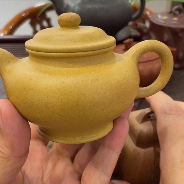 茶壶紫砂黄金段掇只