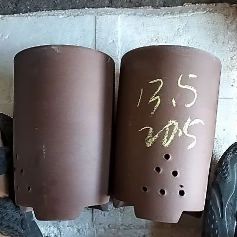 大笔筒两个微瑕紫砂花盆