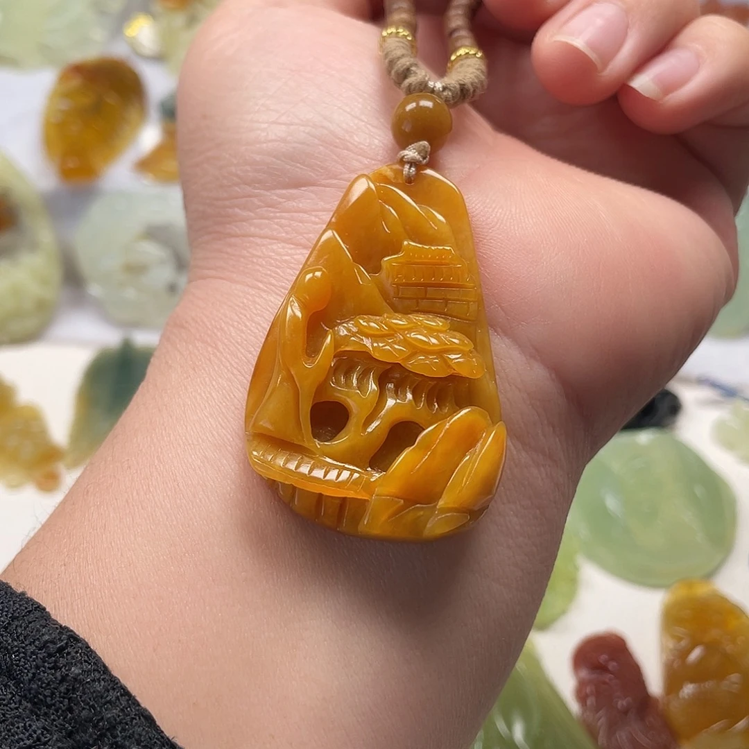 蛇纹石玉未镶嵌颈饰