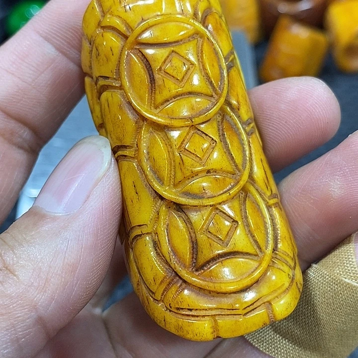 吊坠滴血莲花菩提