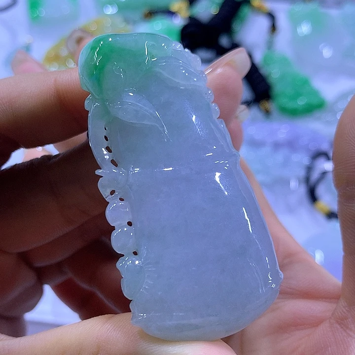翡翠未镶嵌颈饰天然翡翠A货吊坠
