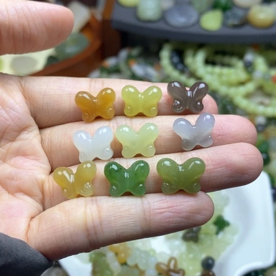 和田玉配件未镶嵌蝴蝶68一个 颜色可挑