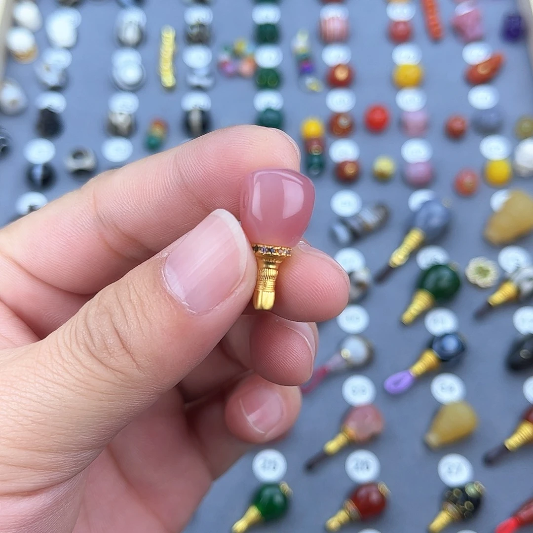 玛瑙/玉髓饰品未镶嵌淼**言