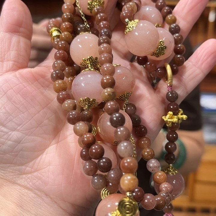 颈饰未镶嵌和田玉（糖玉）