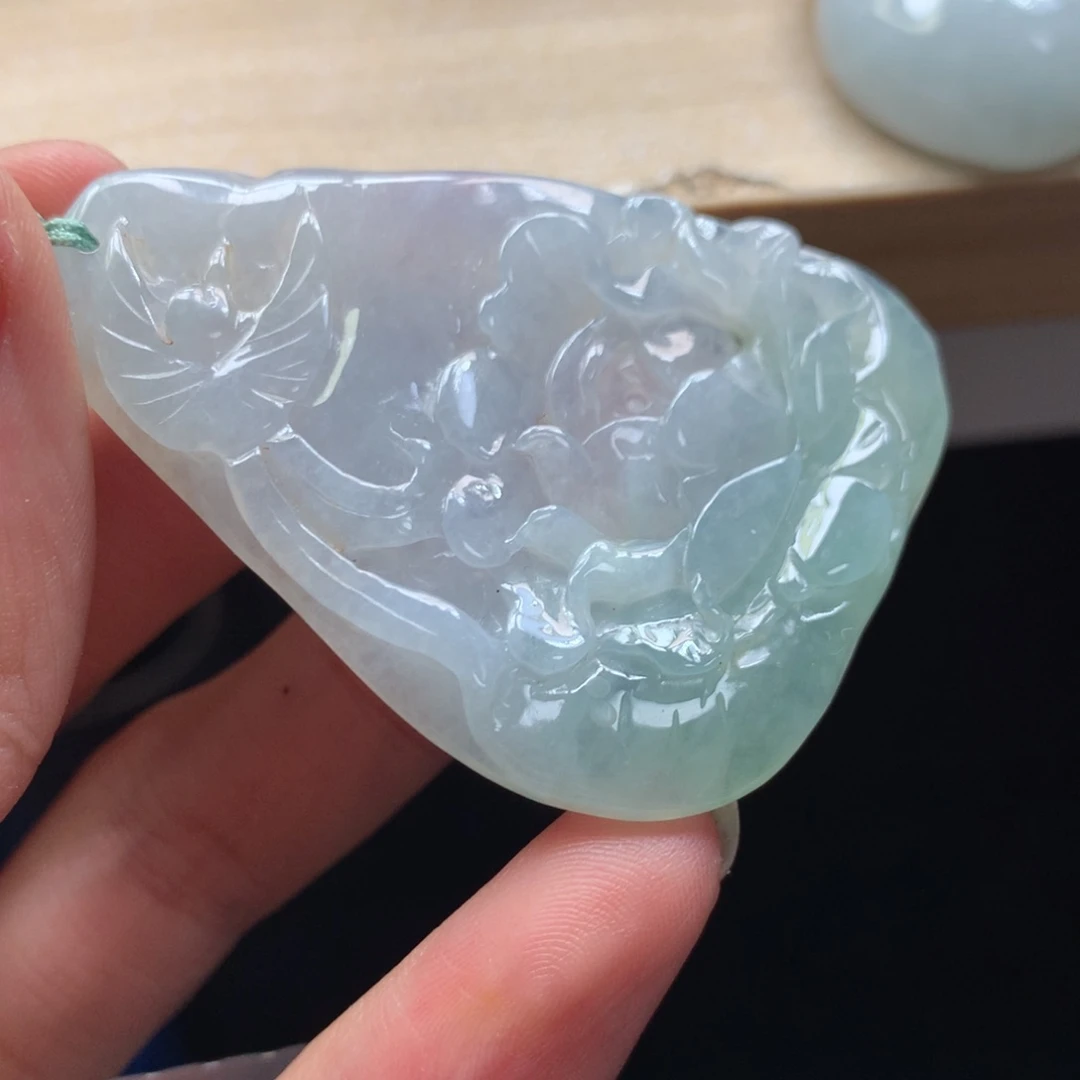 颈饰未镶嵌翡翠吊坠