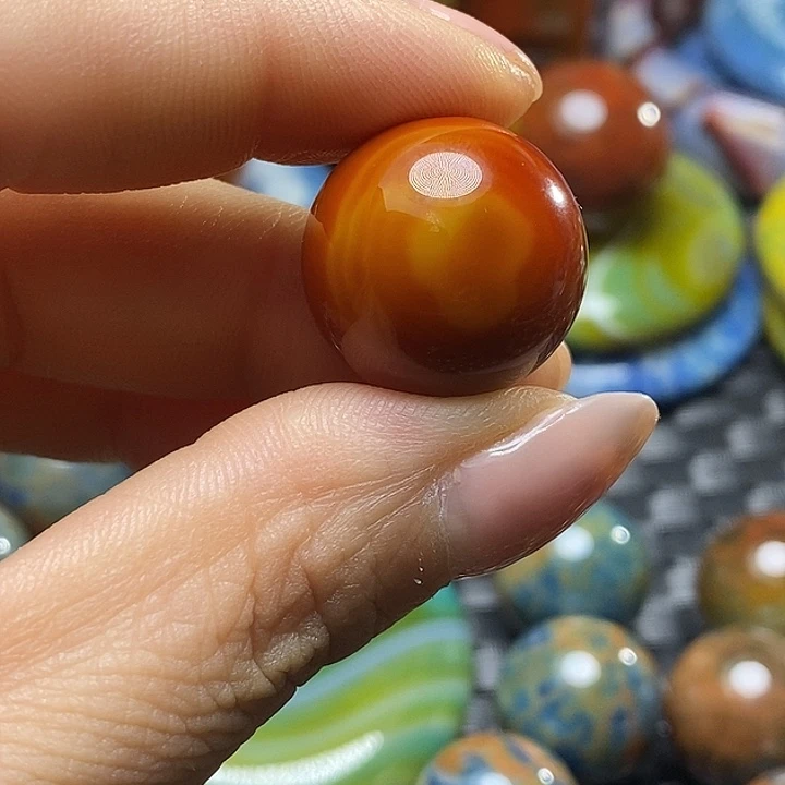 阿***惟玛瑙/玉髓未镶嵌颈饰