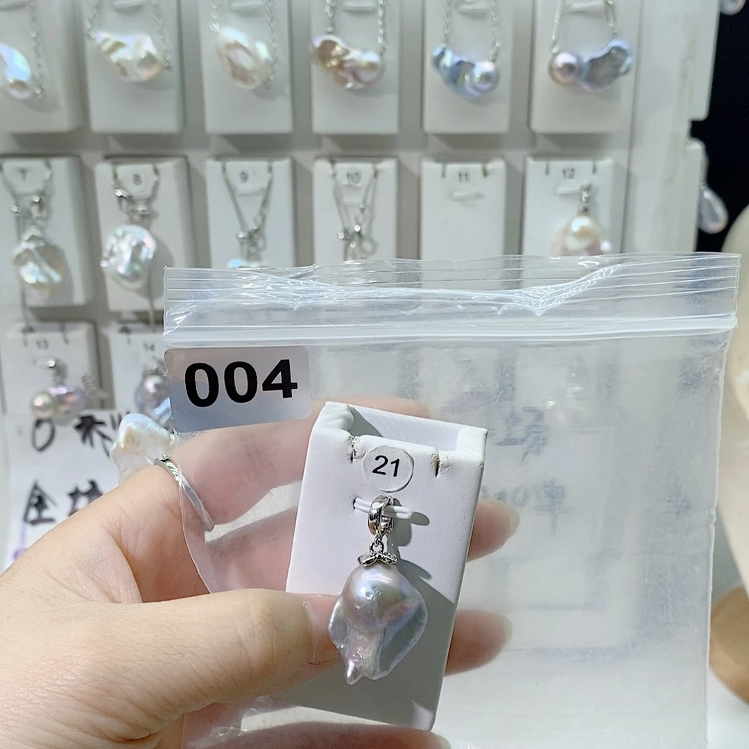 淡水珍珠合金颈饰