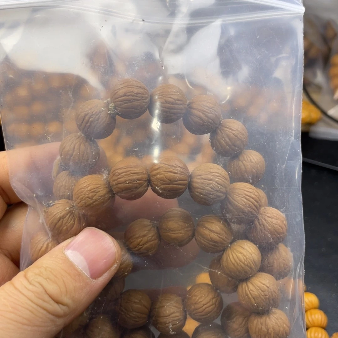 猴头核桃吊坠嗯、不