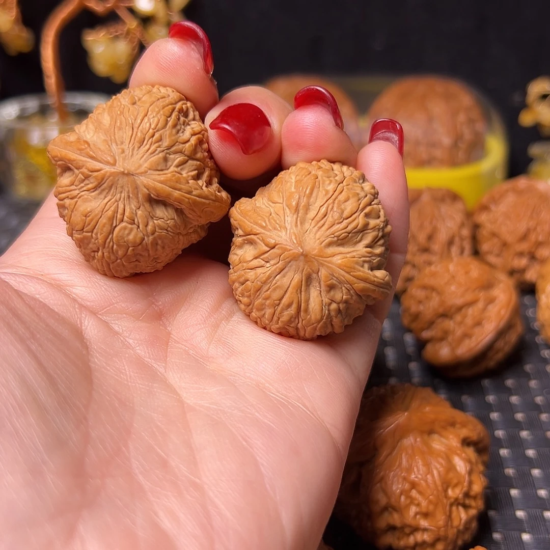 文玩核桃把件35泥鳅