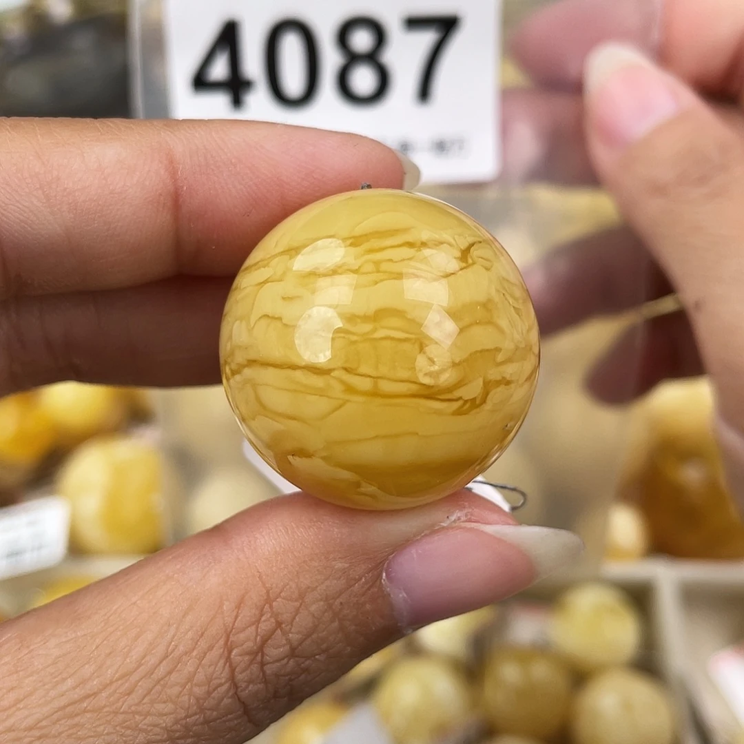 蜜蜡未镶嵌裸石28