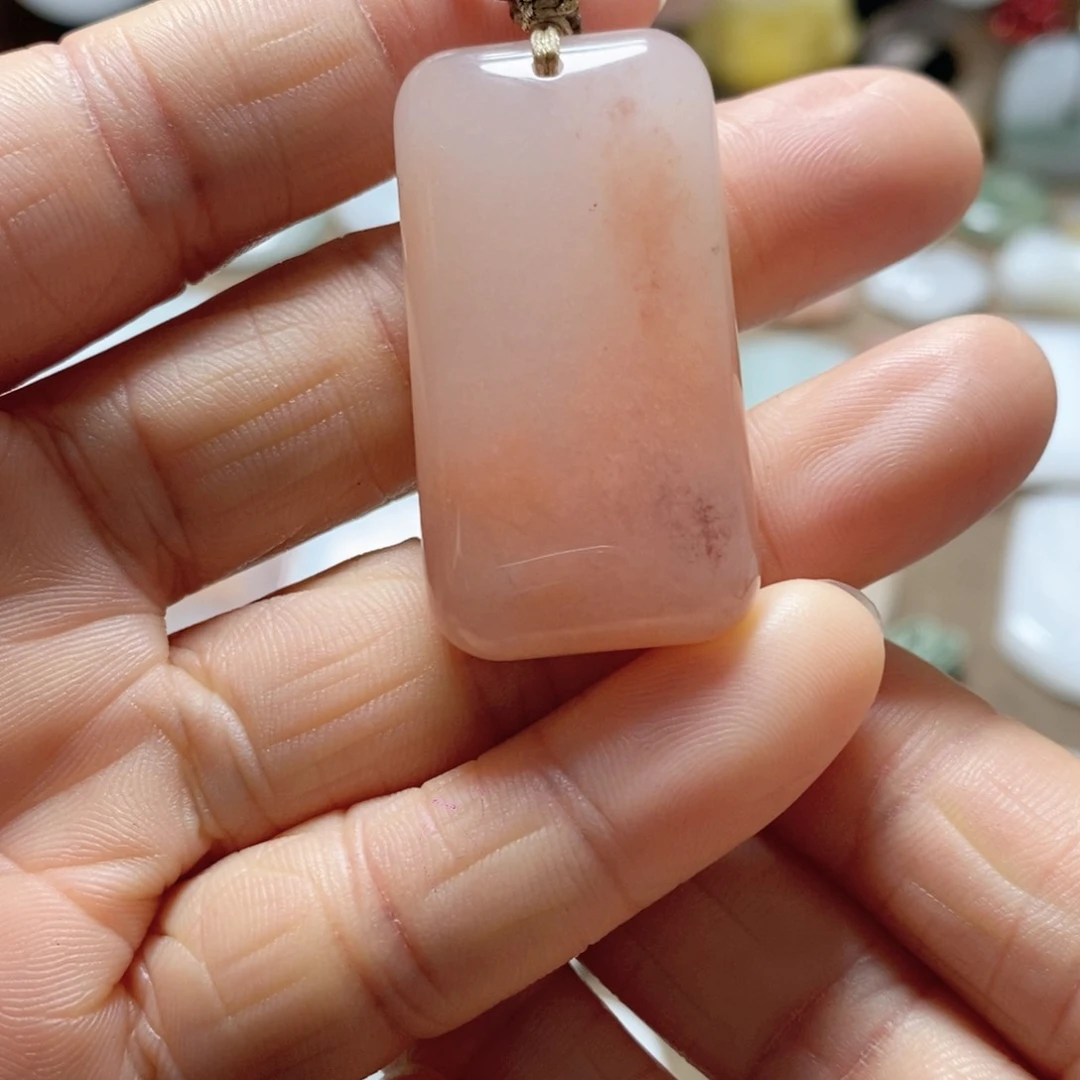 石英质玉颈饰未镶嵌