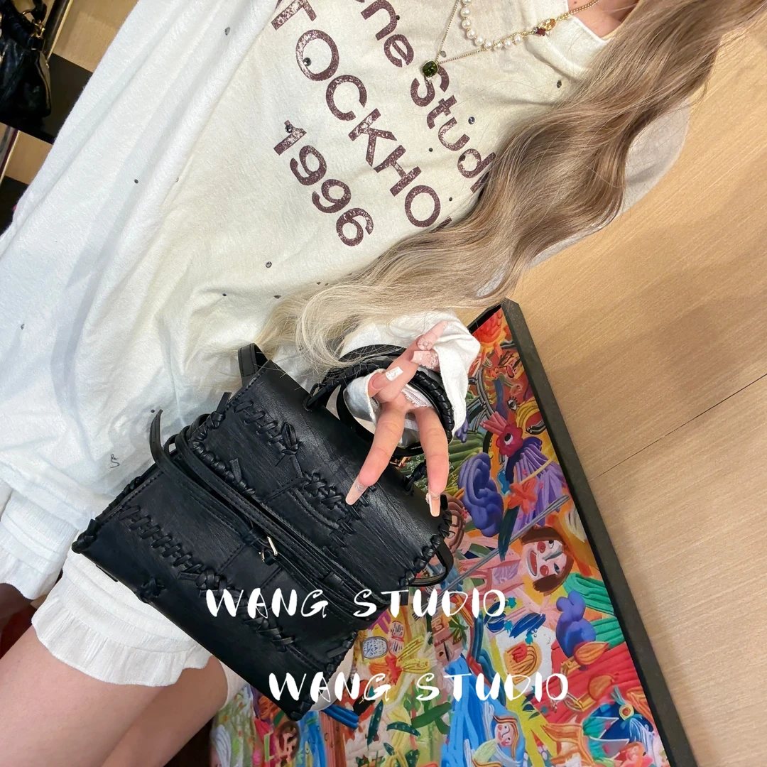 调调包包WANG STUDIO【小蛮腰】小众设计款 黑色编织设计斜挎包