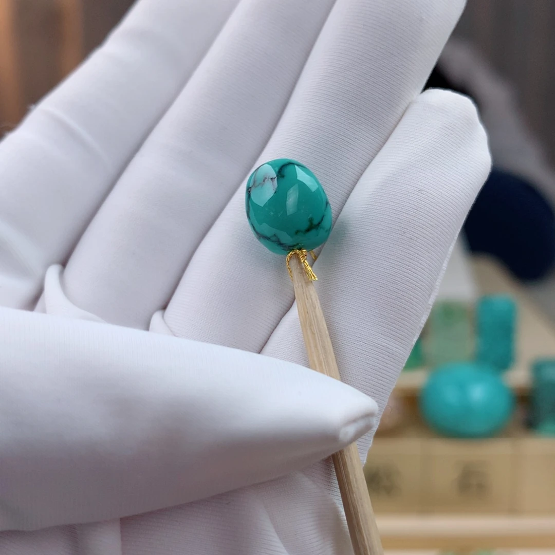 未镶嵌绿松石珠宝奇石