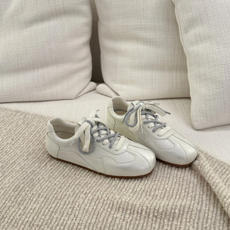 小发喵擦色液态银轻质透气内增高方头阿甘鞋777