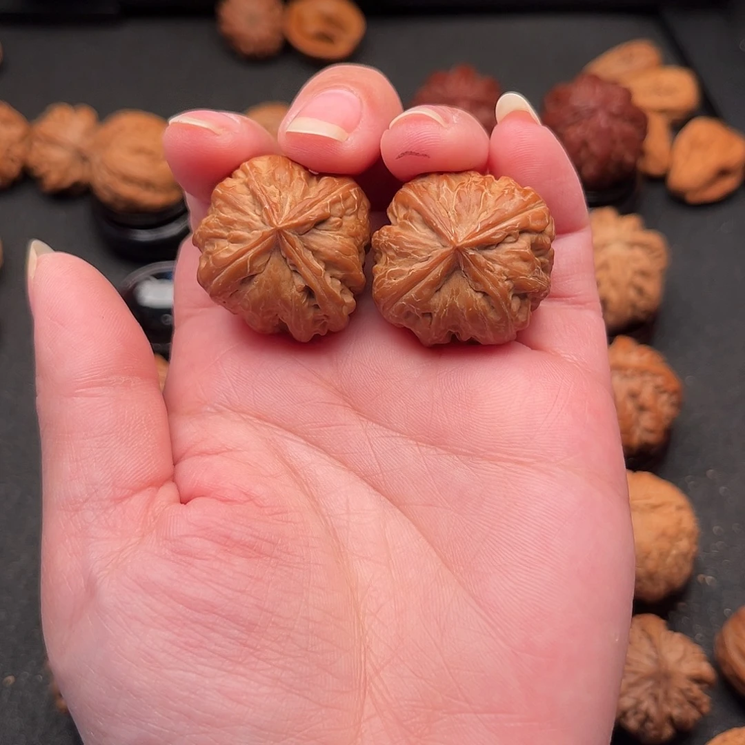 用***0把件文玩核桃四棱Z