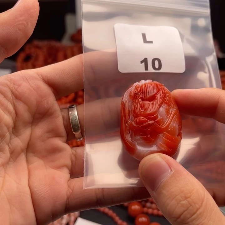 未镶嵌南红玛瑙多样性发货吊坠南红玛瑙
