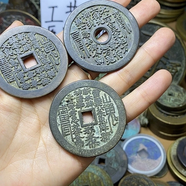 “***”铜铁合金类工艺品