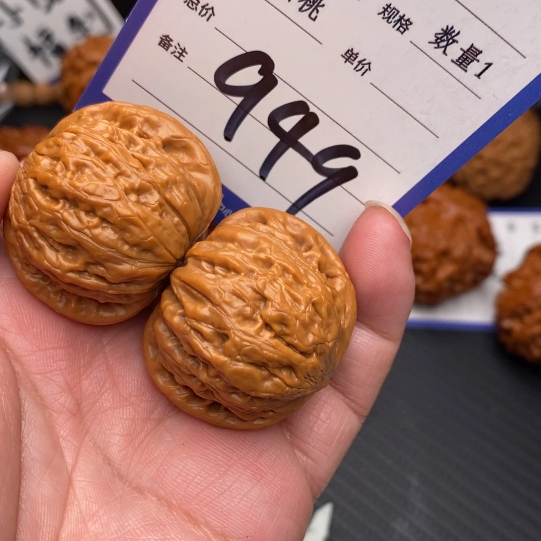 把件桃核铁锤妹妹36mo