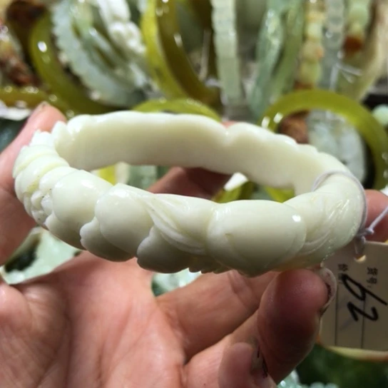 岫玉未镶嵌手镯62