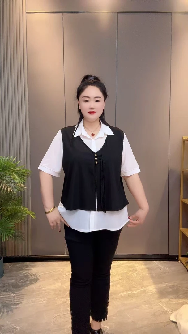 2025夏季新款时尚气质设计感翻领假两件减龄上衣