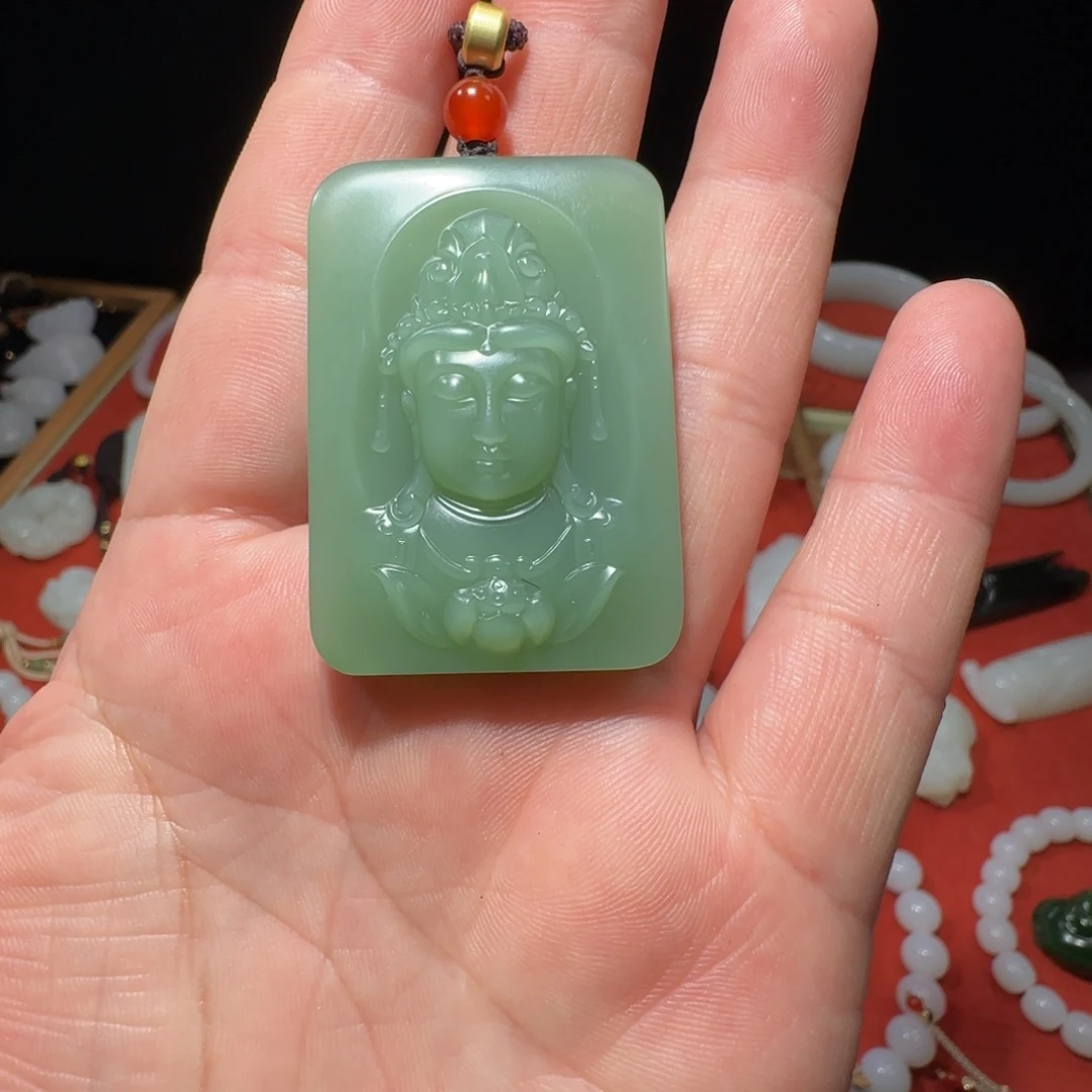 诸****和田玉未镶嵌吊坠(赠链)