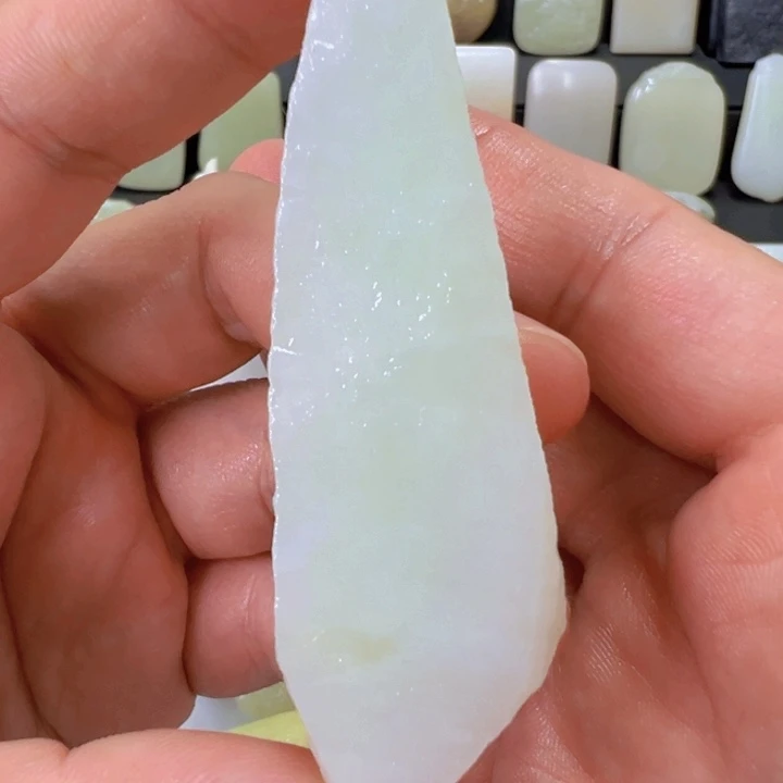 未镶嵌和田玉珠宝奇石