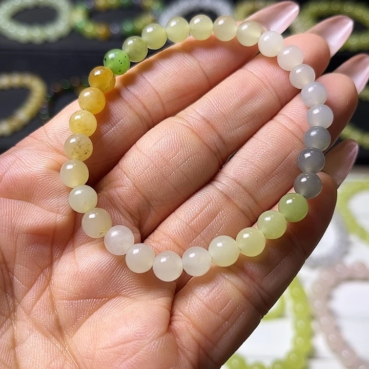 和田玉未镶嵌手串