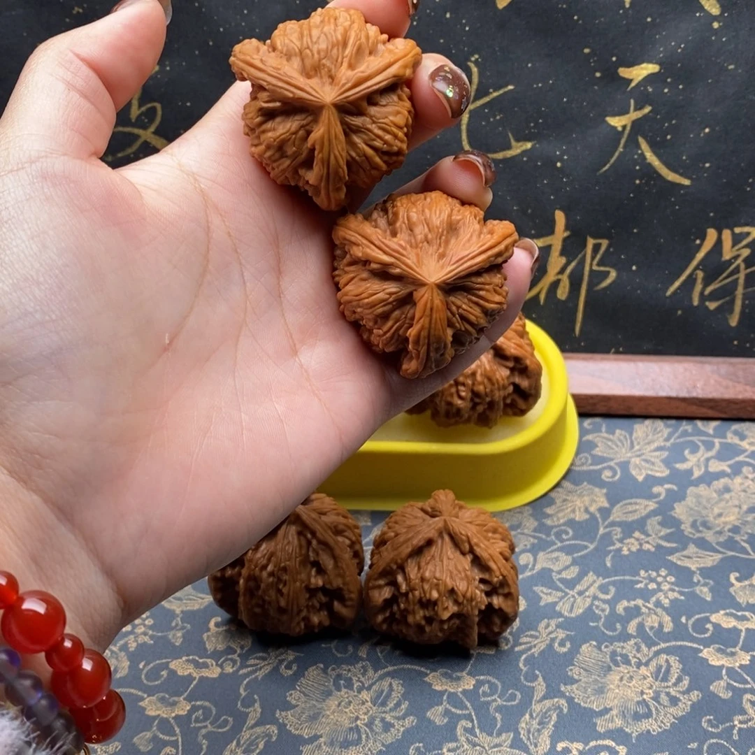 吊坠文玩核桃*️****