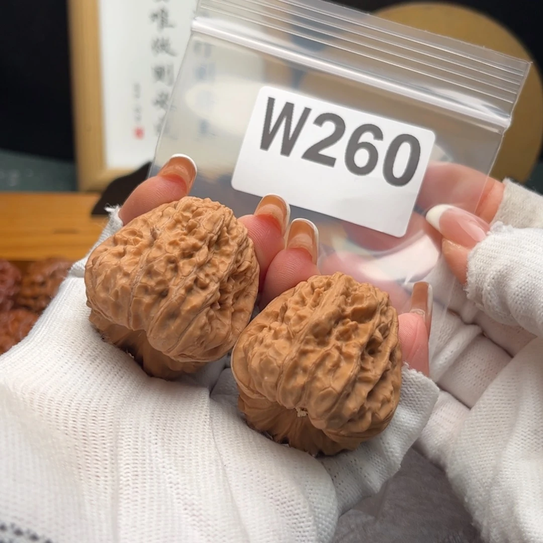 文玩核桃把件39平谷凹底w 260