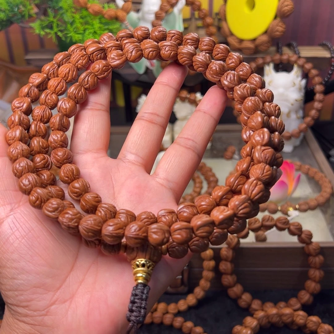 贪***Z桃核吊坠玉龙脊薄挂11