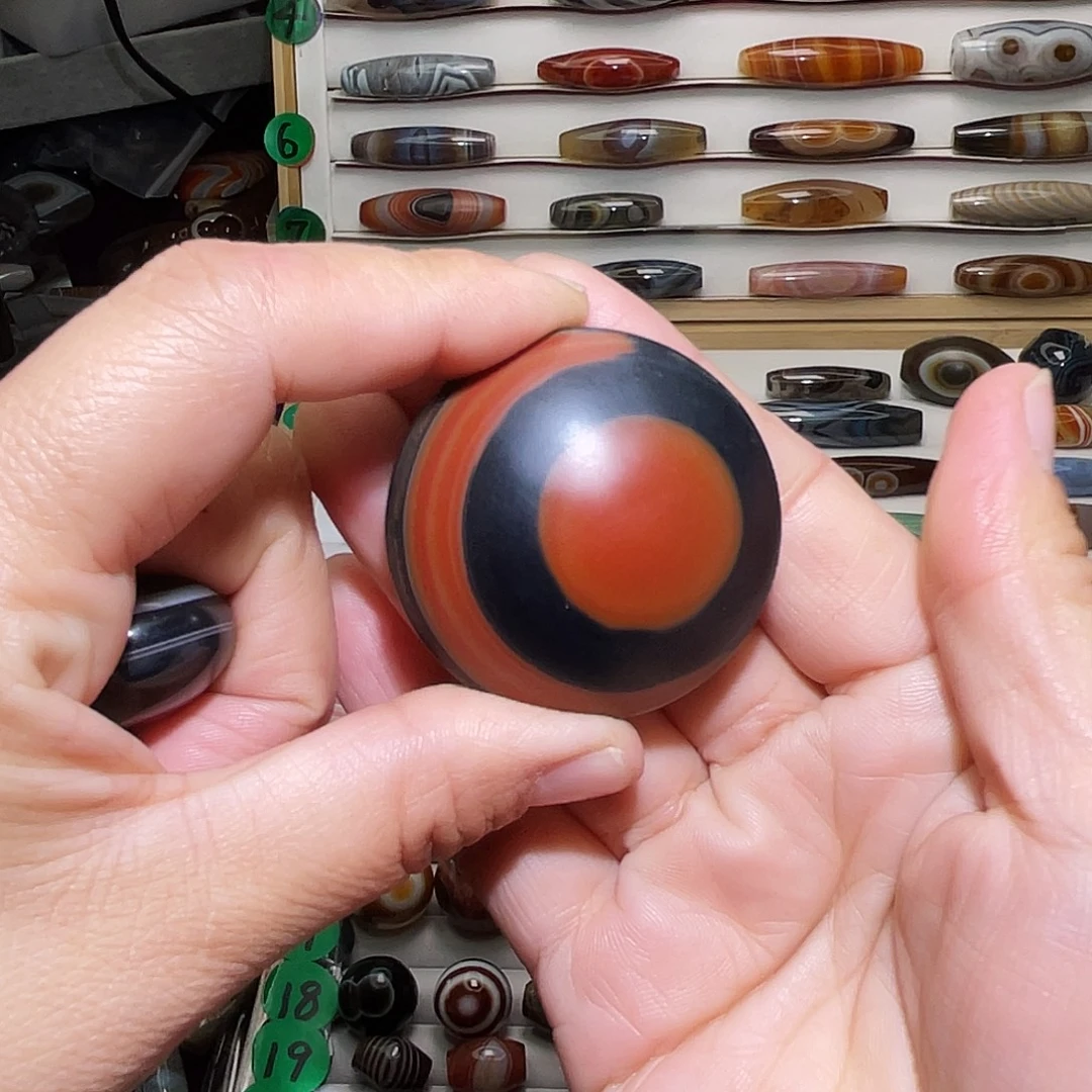 花***卷玛瑙/玉髓未镶嵌颈饰