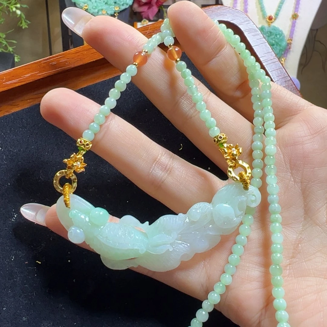 翡翠未镶嵌吊坠(赠链)冰绿锦鲤