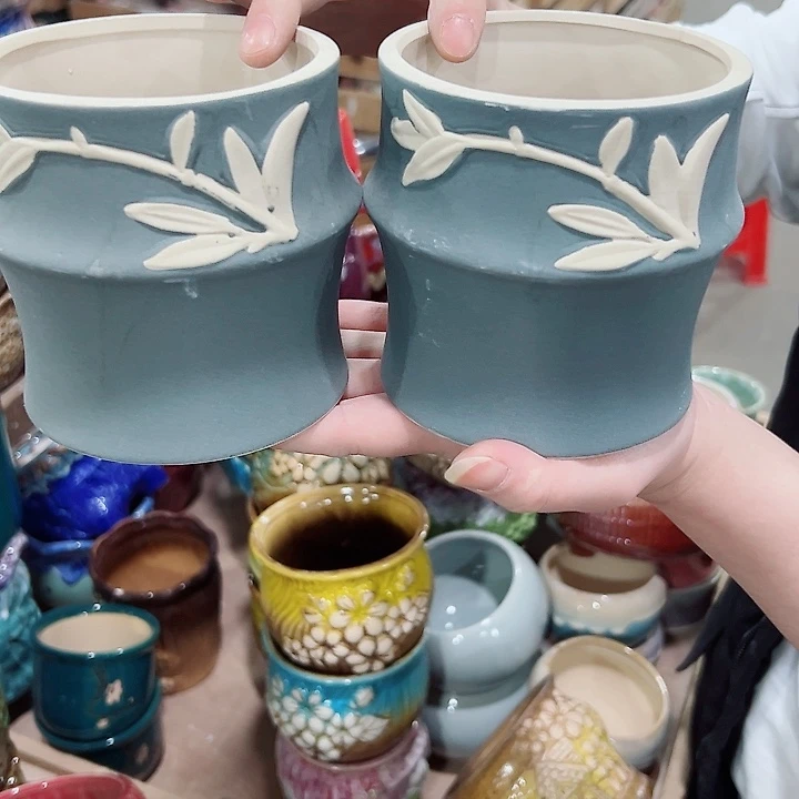 有孔.凑满10元发货多肉陶瓷花盆！