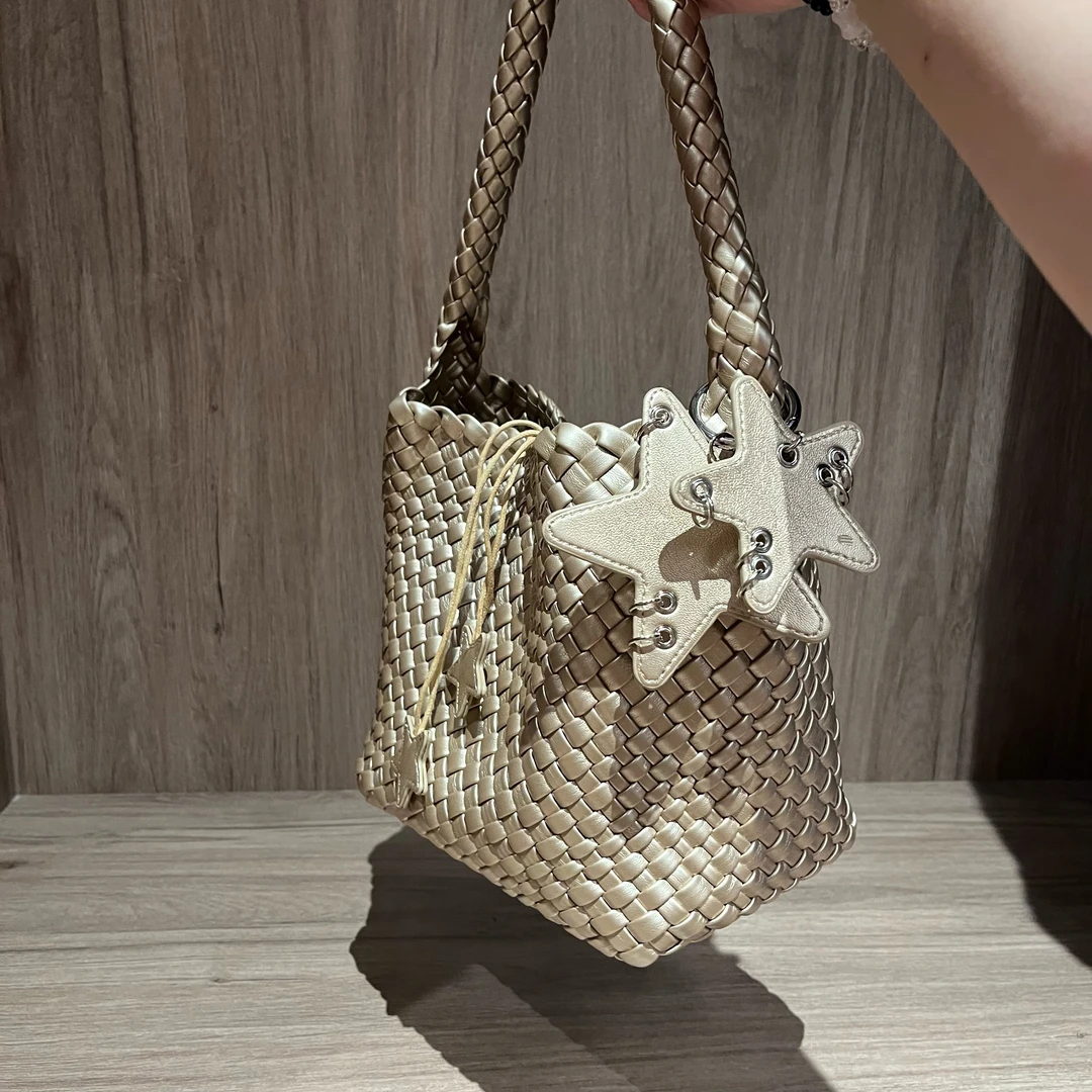 【痘痘私服】|【香槟托特】高级感设计款磁吸扣托特包