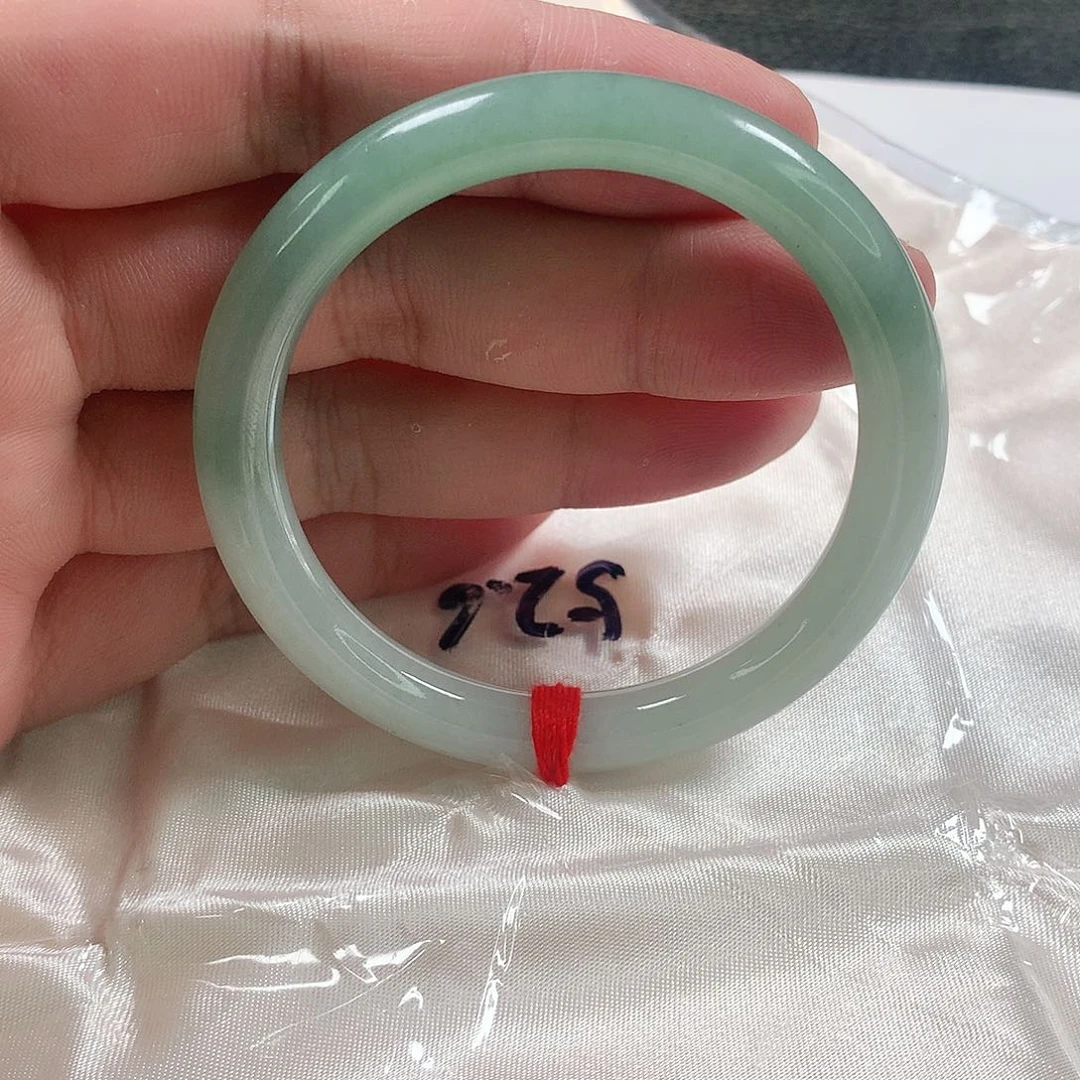 未镶嵌手镯（圆镯）翡翠310号