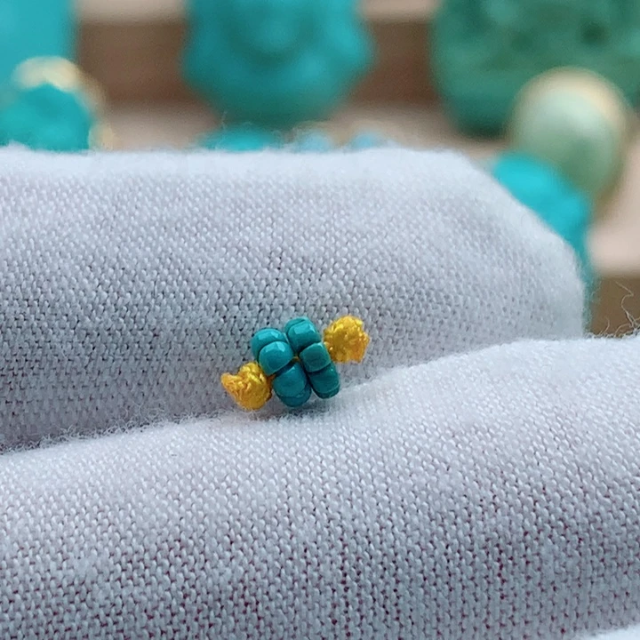 绿松石未镶嵌配饰