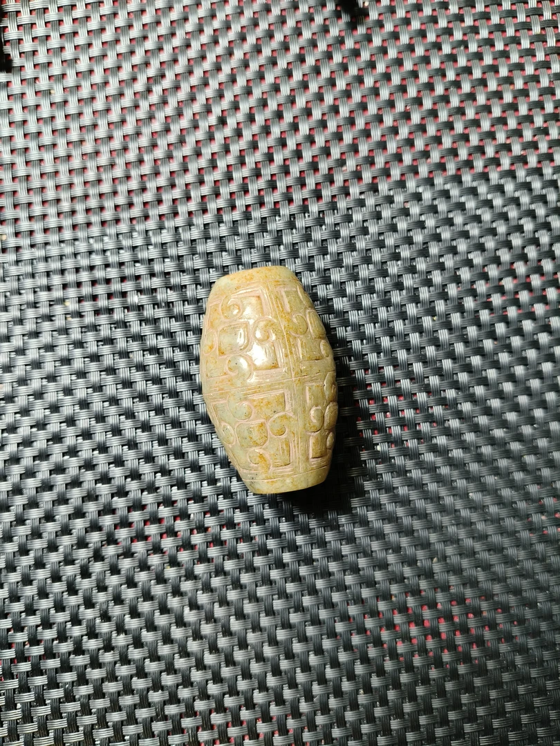 新疆和田玉手把件