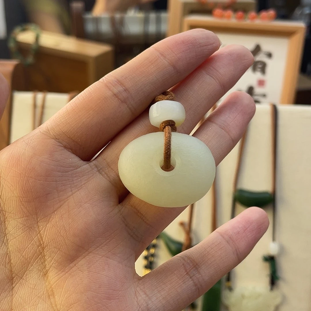 【闪购商品】和田玉未镶嵌颈饰