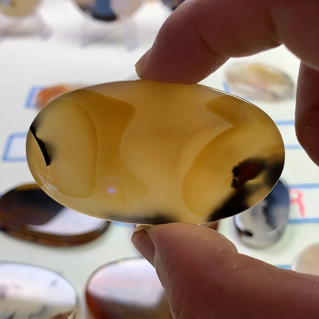 未镶嵌玛瑙/玉髓珠宝半成品