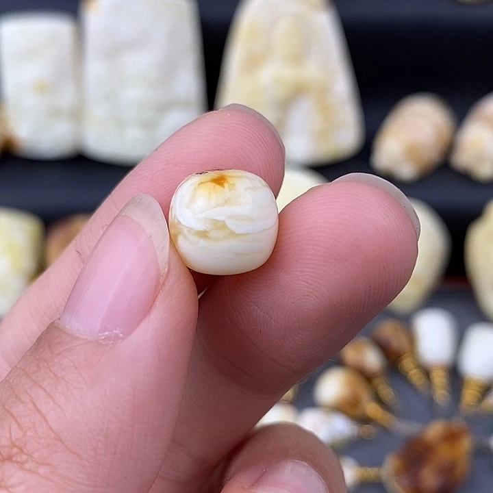 琥珀未镶嵌裸石11虎皮老型c818