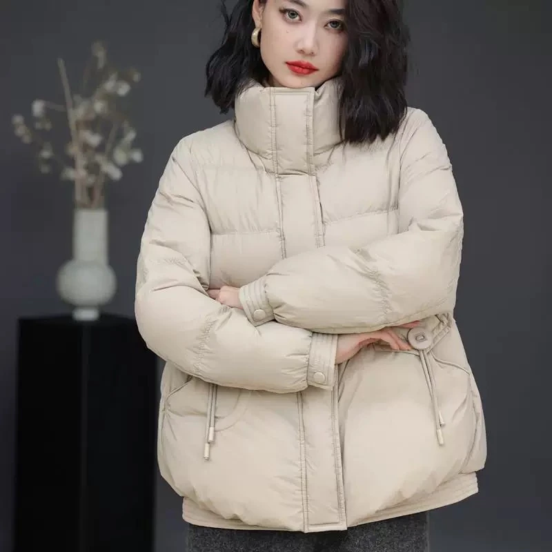 白鸭绒工厂直销欧货短款羽绒服女冬新款小个子高端时尚立领外套02