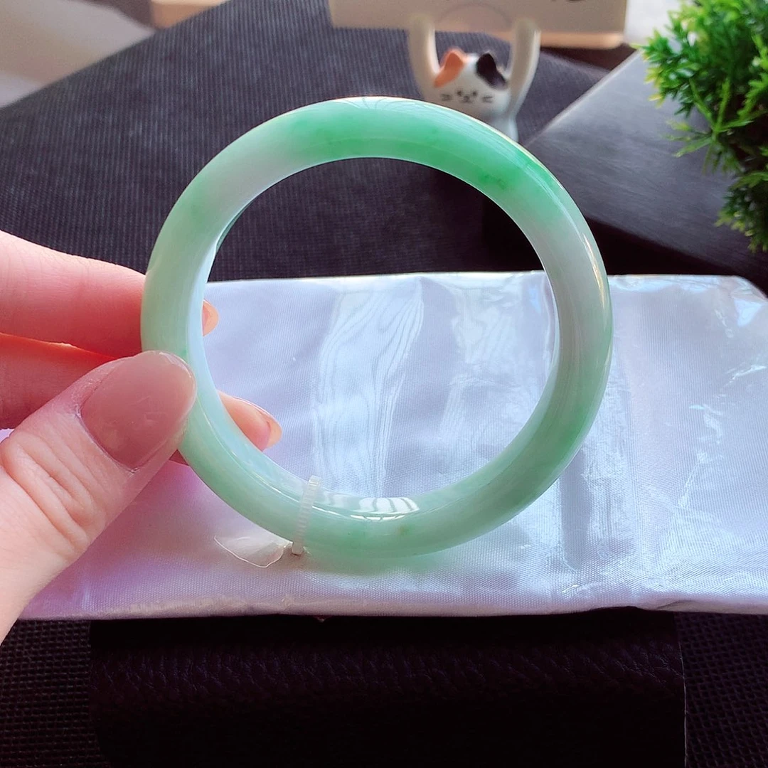 未镶嵌手镯翡翠翡翠