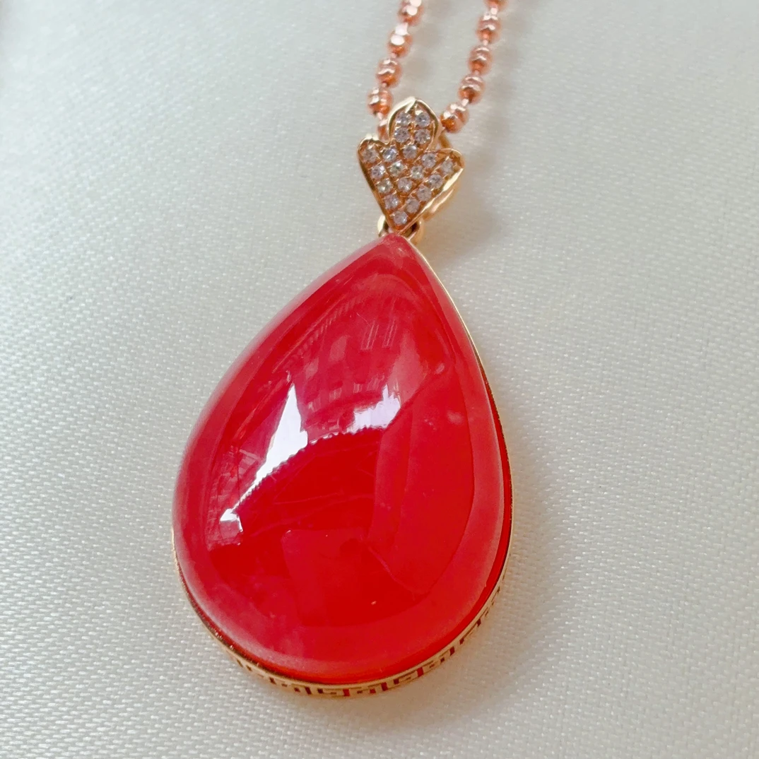 红纹石之家 天然老矿水滴吊坠冰种18k金镶嵌枫叶设计