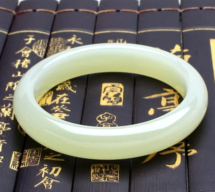 1309黄口宽口手镯带盒