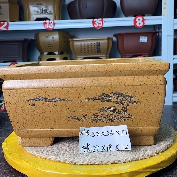 紫砂花盆你在一起
