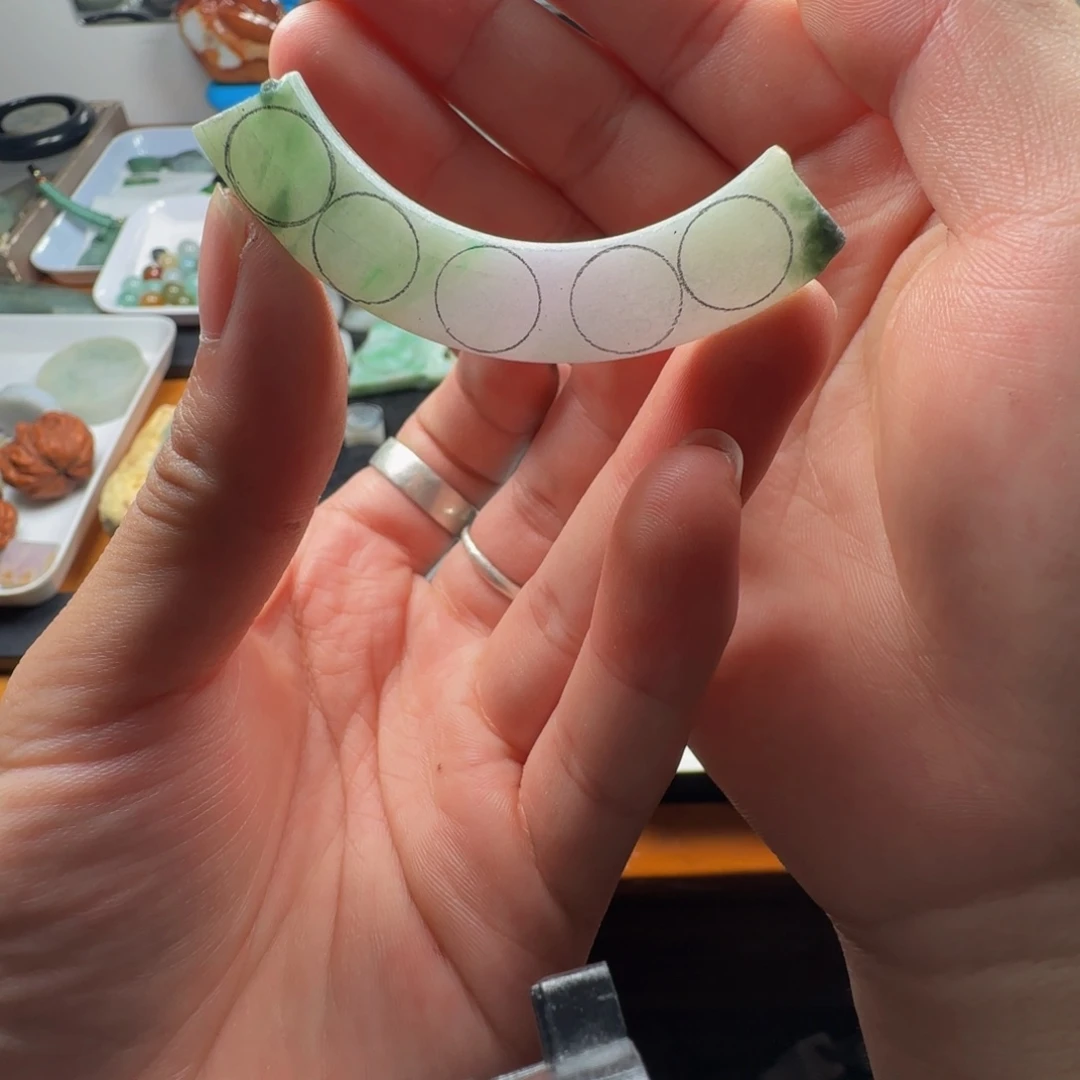 定制翡翠未镶嵌材料