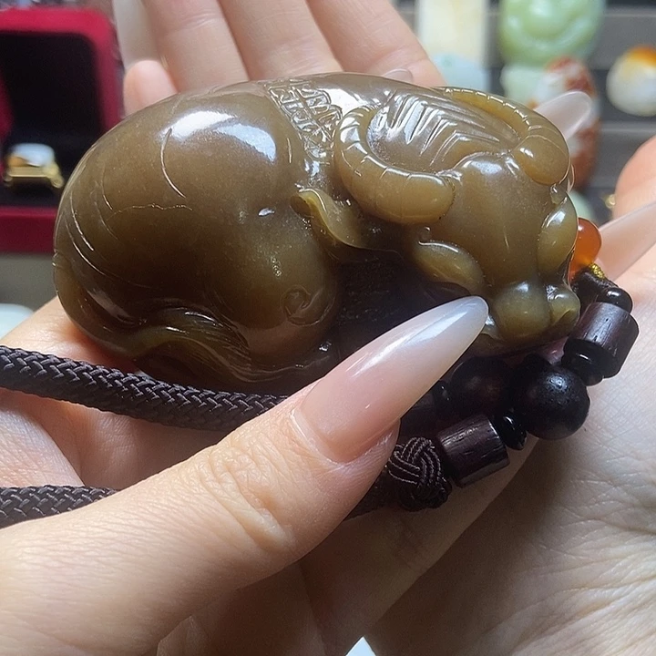 和田玉未镶嵌项链